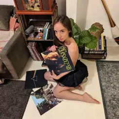 Nina, Masszázs XII. kerület, 35 év nő XII. kerület Budapest Magyarország, +36304489038