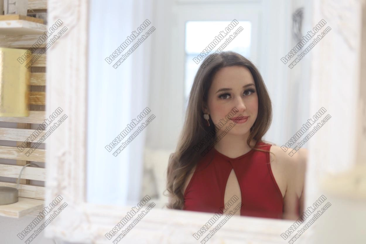 Tina - +36 70 731 0773 - ESZO masszazs foto