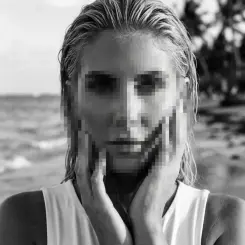 SarahMonroe eső masszázs profilkép