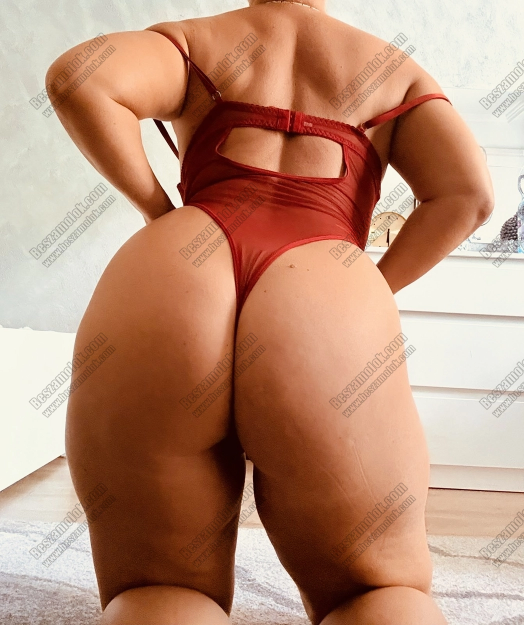 Heni - +36 20 420 9296 - ESZO masszazs foto