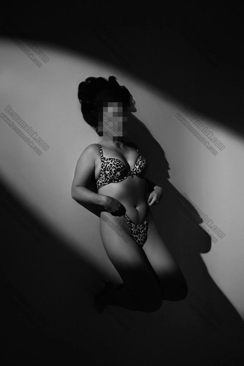Maja - +36 70 545 2186 - ESZO masszazs foto