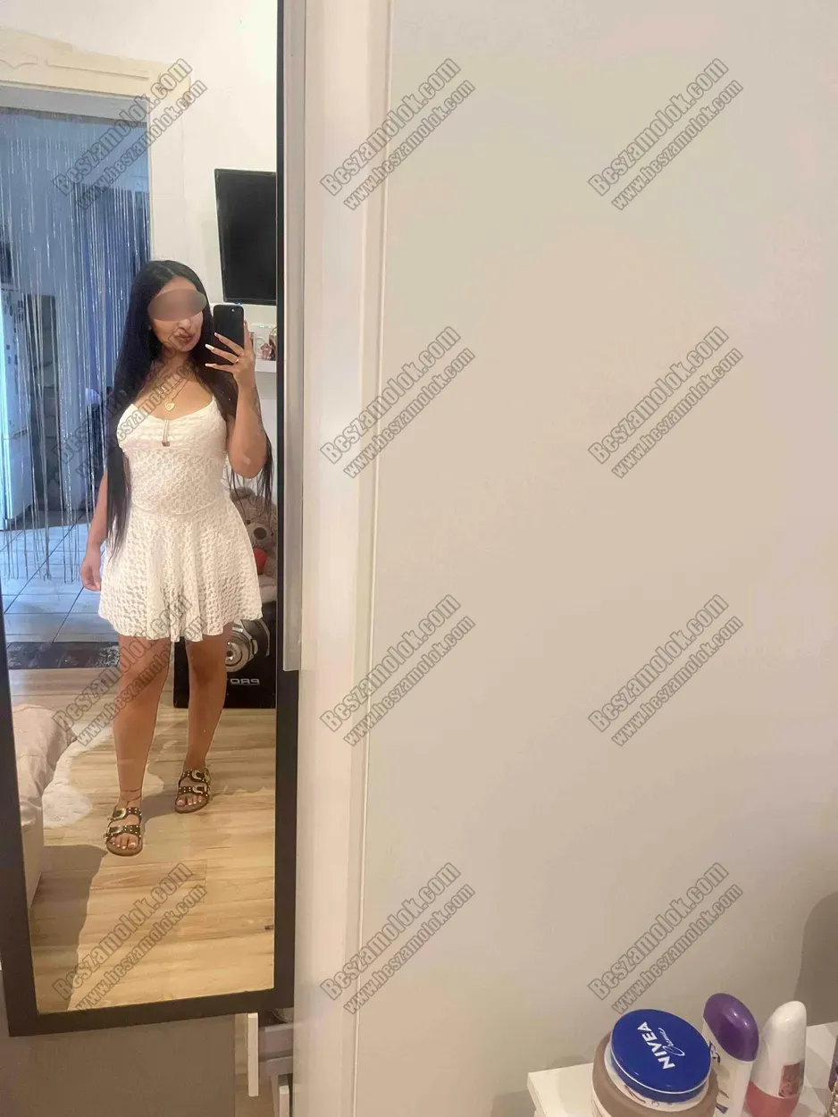 Ivett ESZO masszazs hirdeto kepes profil - eszo-masszazs.hu Ivett - +36 20 775 1870 - ESZO masszazs foto